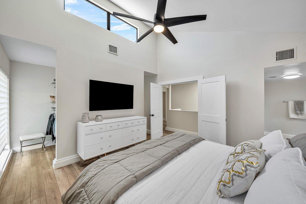 6078 Glendale Drive
