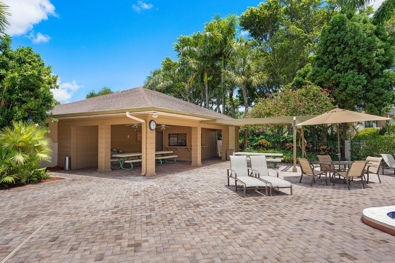 6078 Glendale Drive