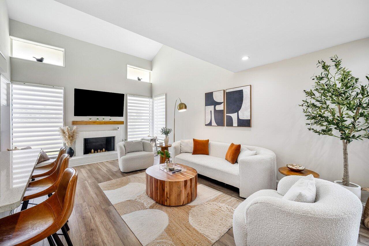 6078 Glendale Drive