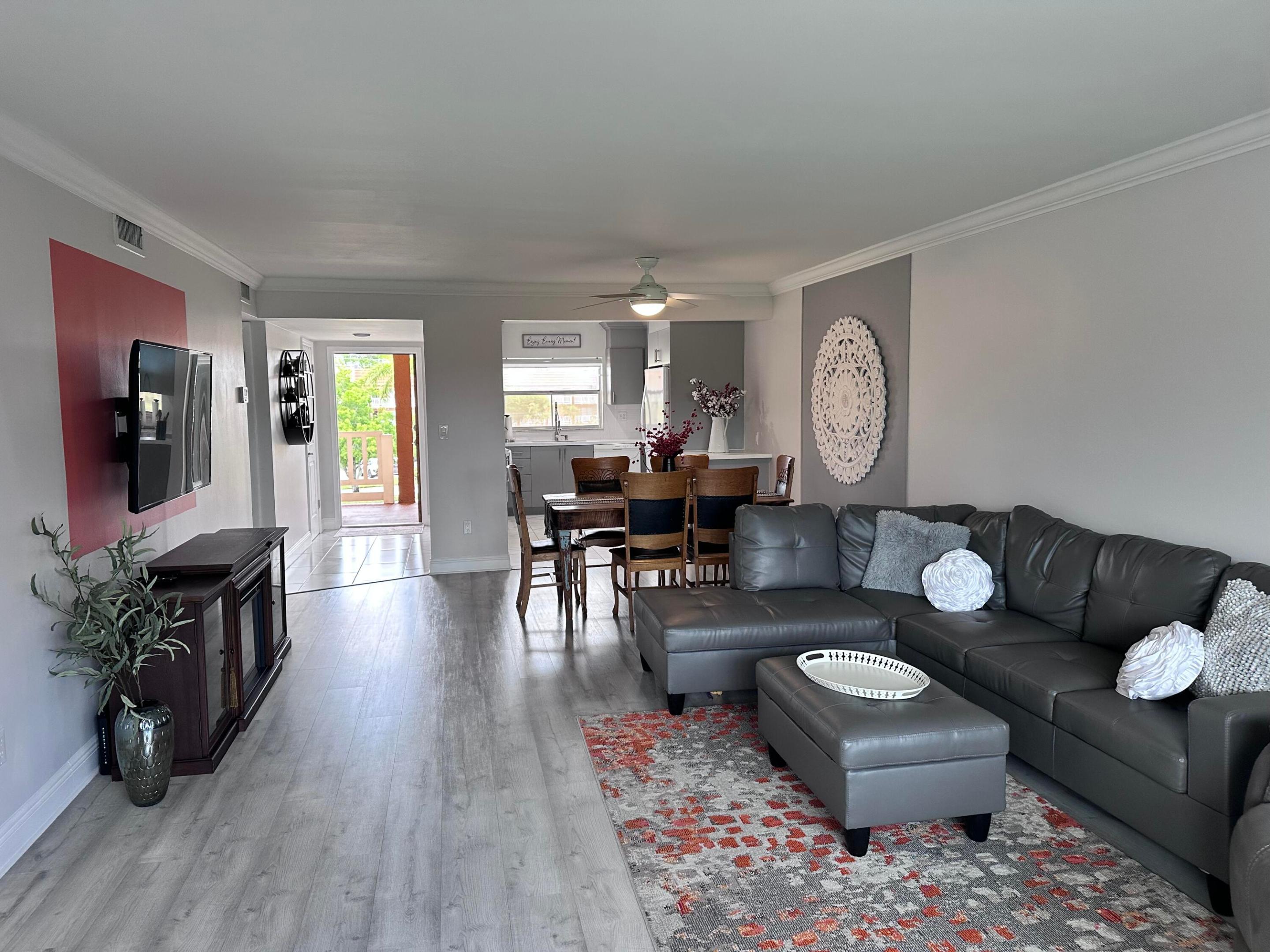 9300 Sunrise Lakes Boulevard Unit: 309