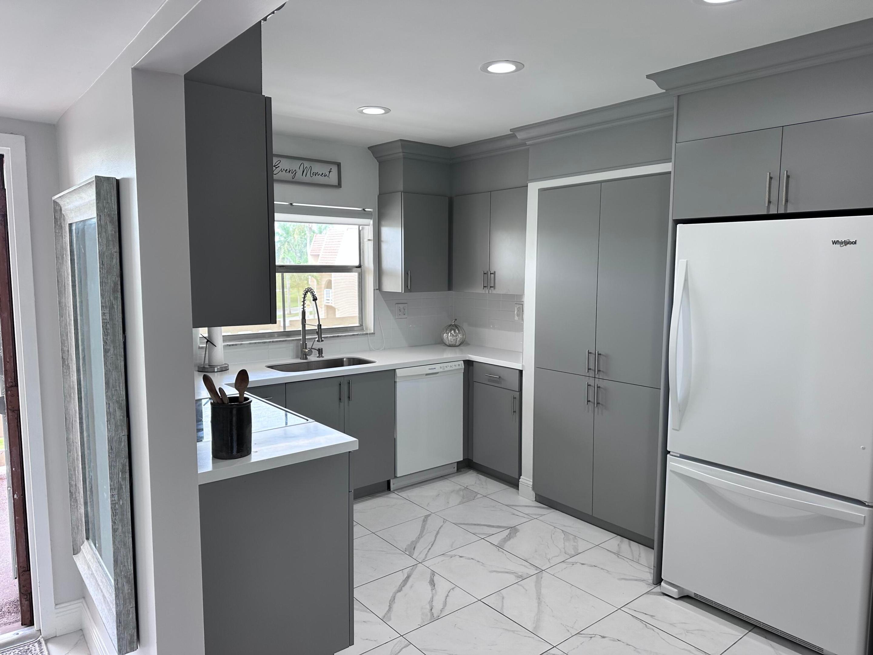 9300 Sunrise Lakes Boulevard Unit: 309