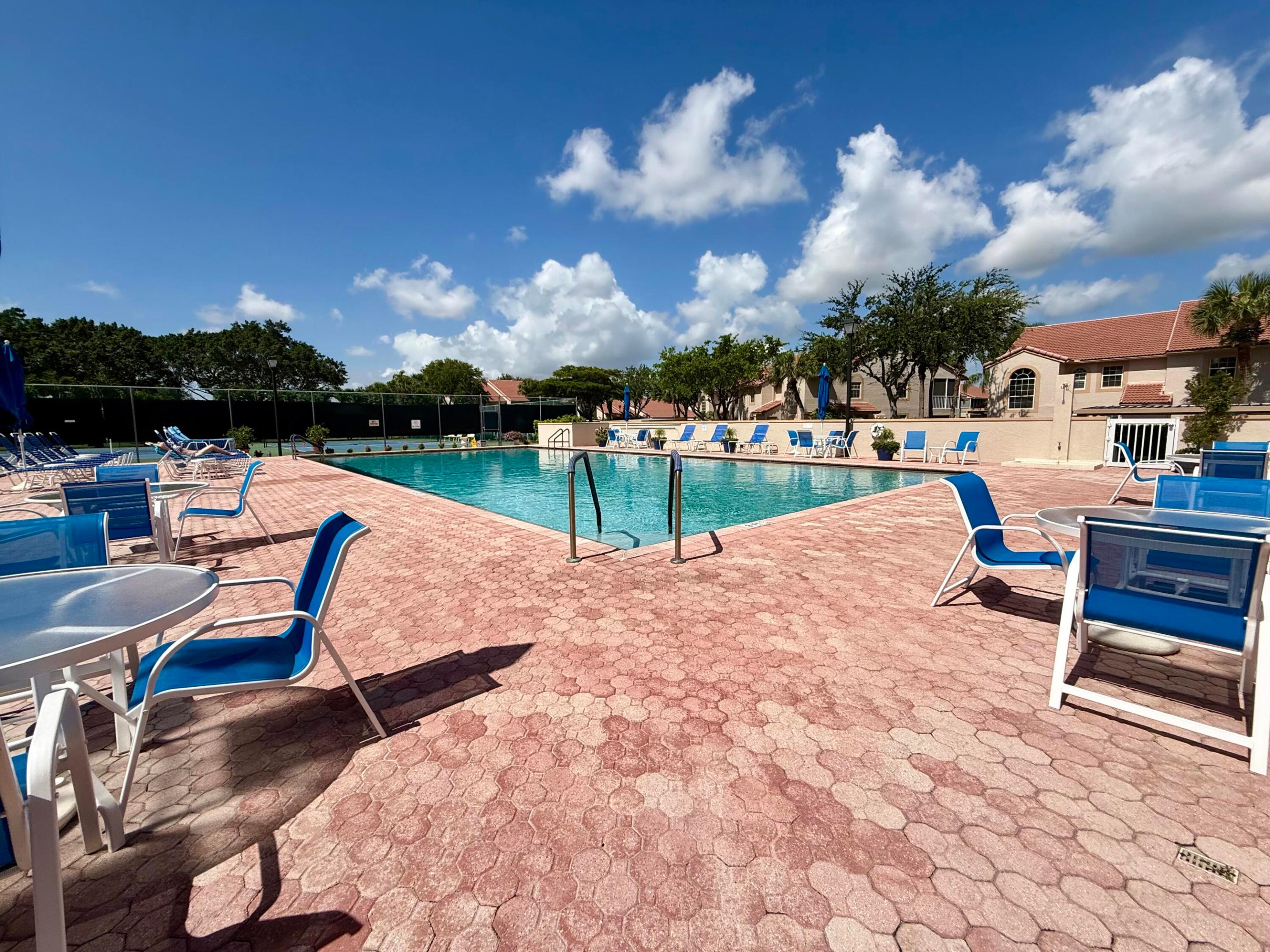 7922 Sandy Pointe Drive