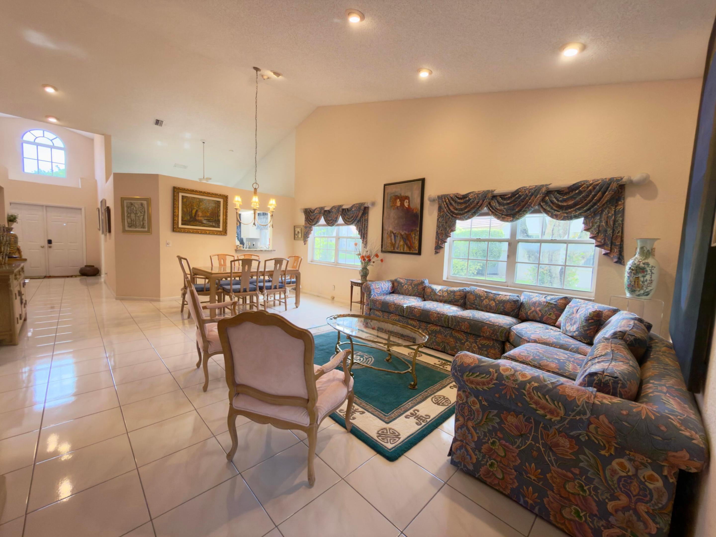 7922 Sandy Pointe Drive