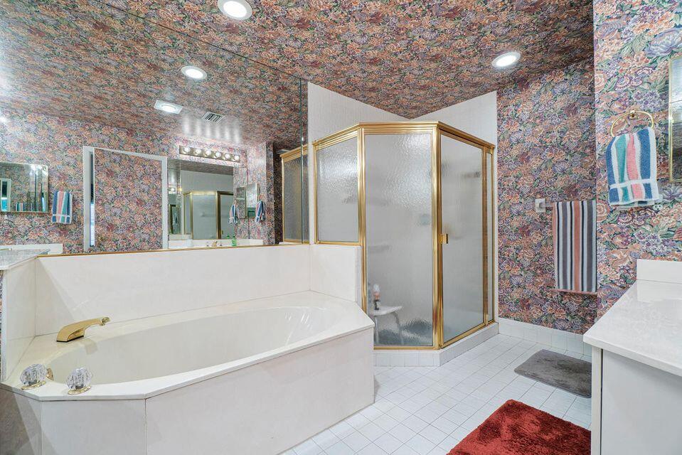 7922 Sandy Pointe Drive