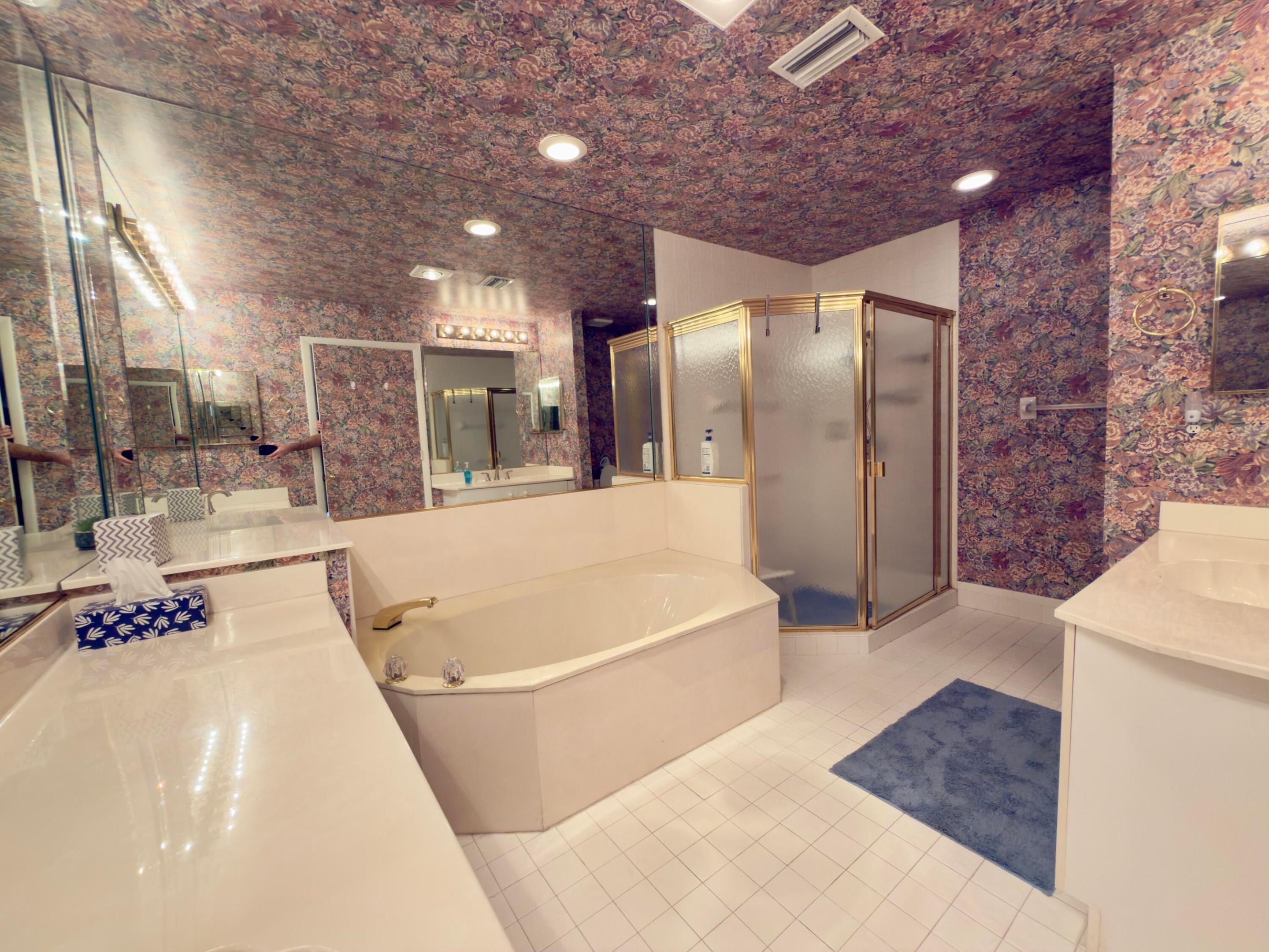 7922 Sandy Pointe Drive