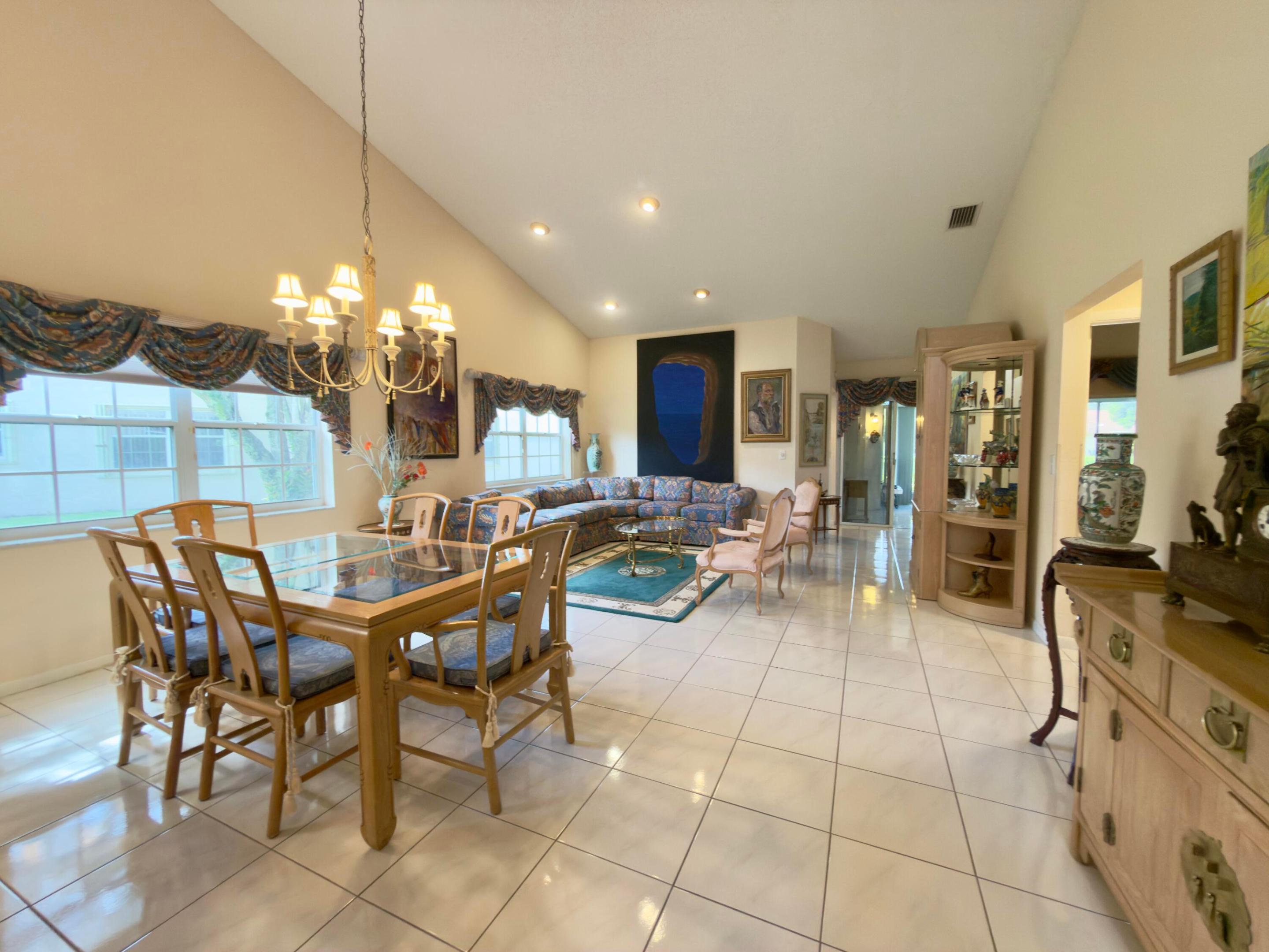 7922 Sandy Pointe Drive