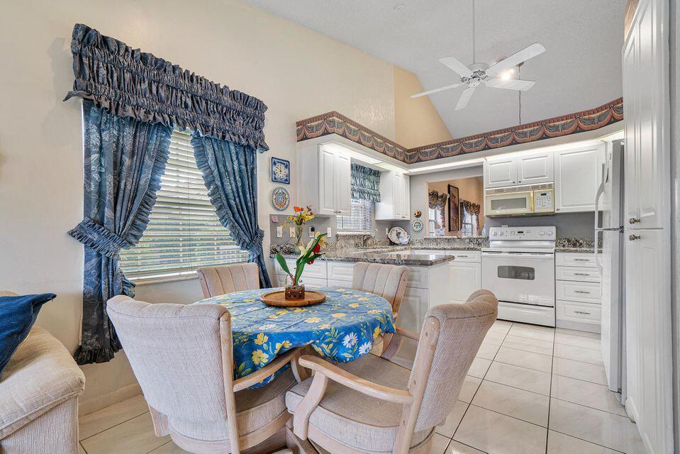 7922 Sandy Pointe Drive