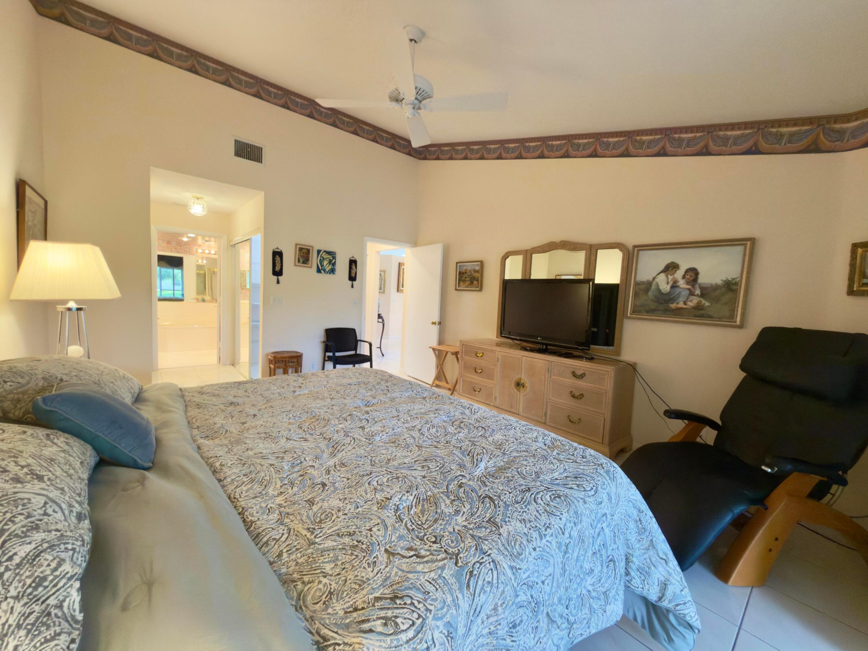 7922 Sandy Pointe Drive