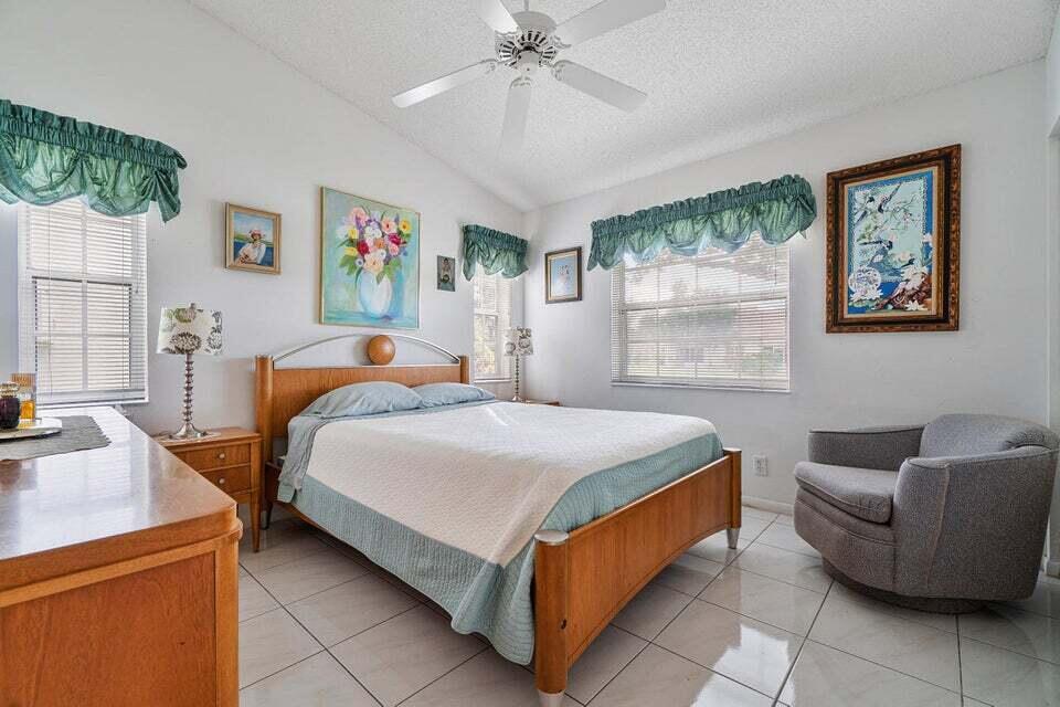 7922 Sandy Pointe Drive