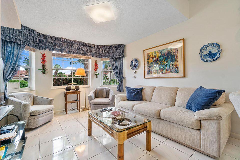 7922 Sandy Pointe Drive