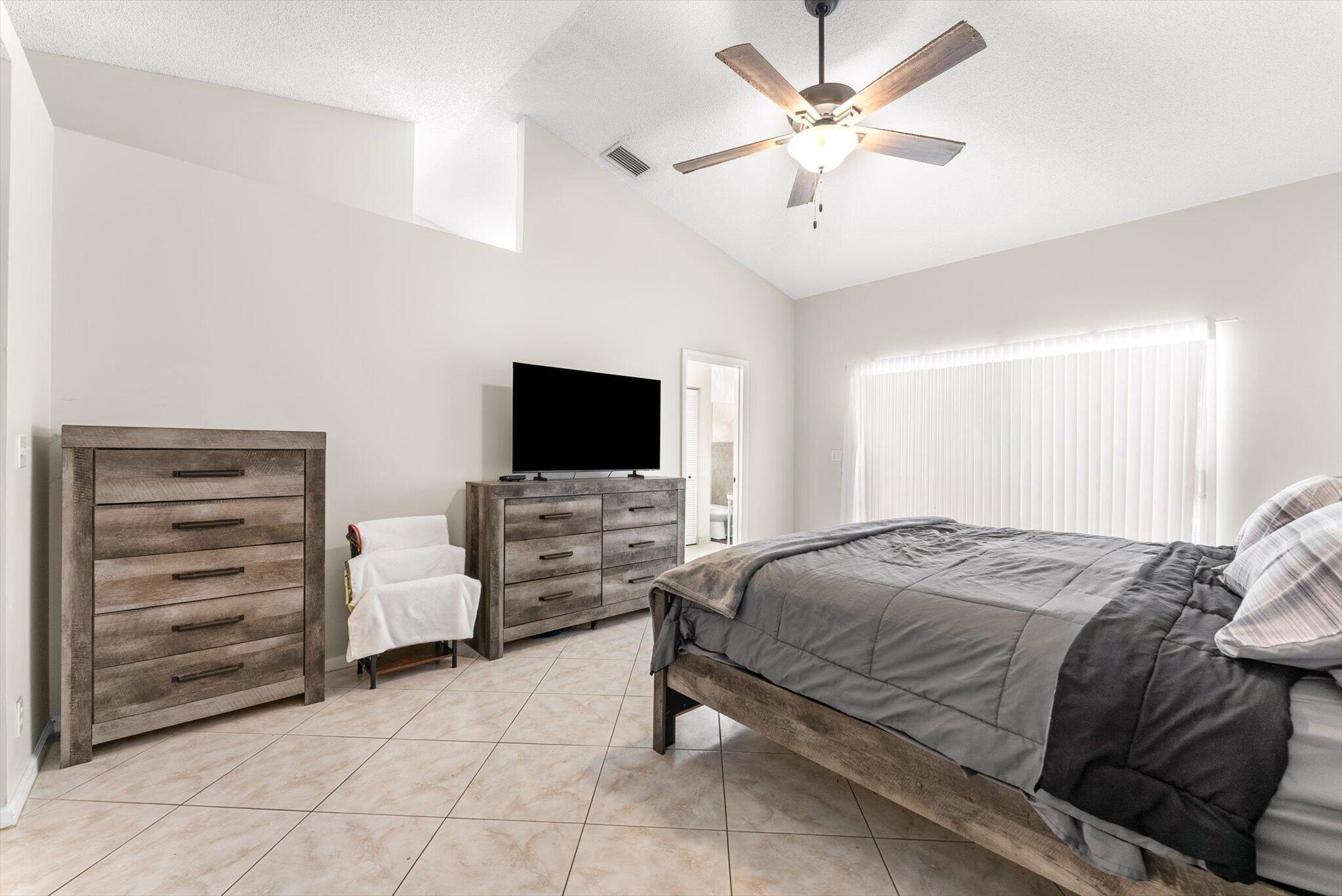 10327 NW 50th Street