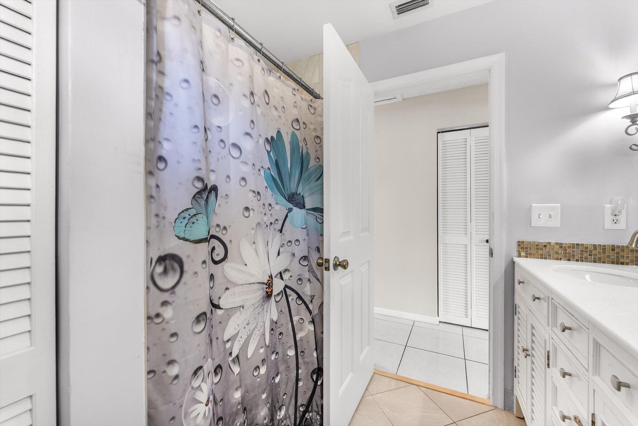 10327 NW 50th Street