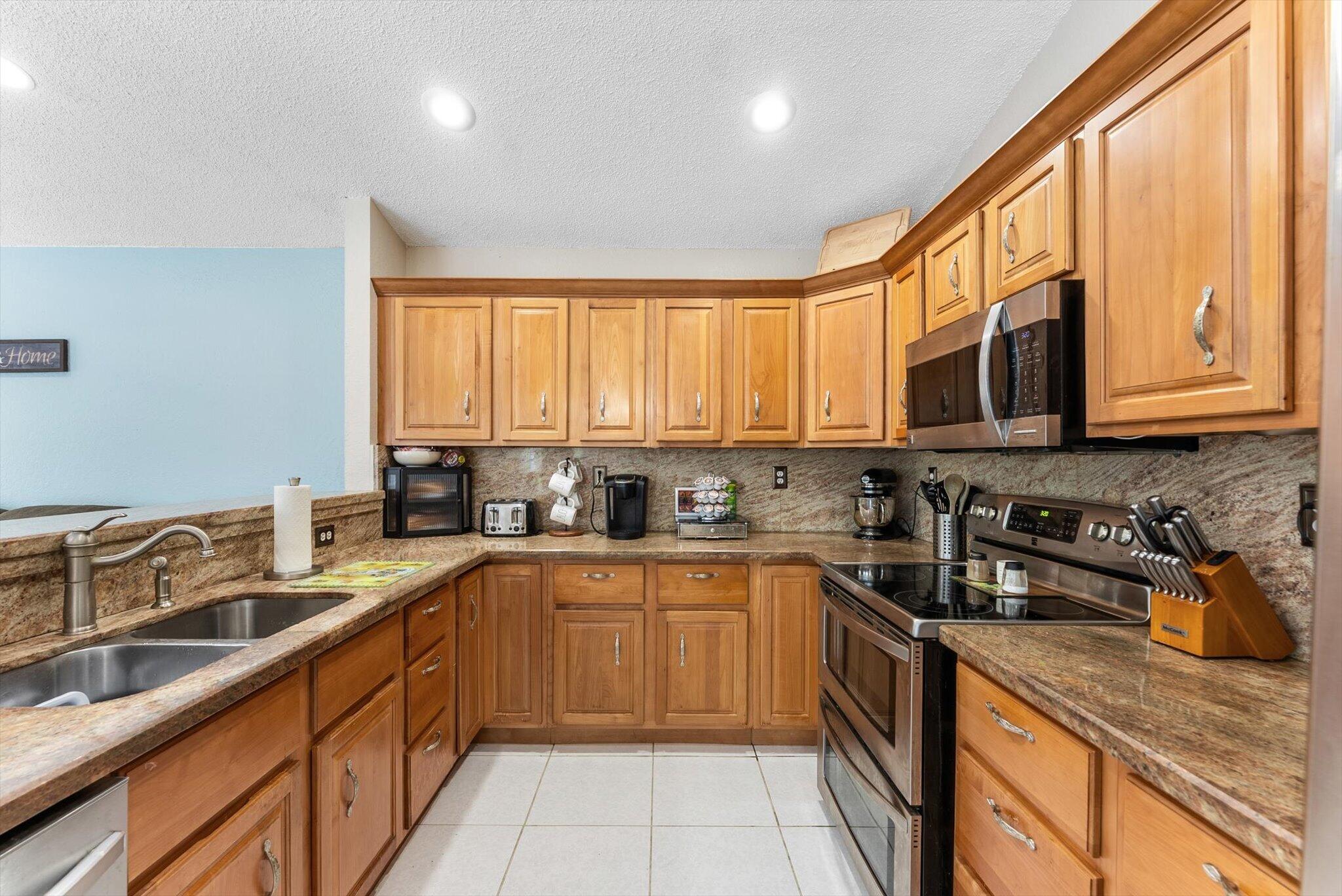 10327 NW 50th Street