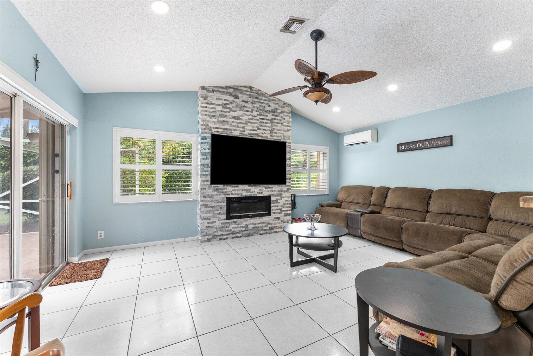 10327 NW 50th Street