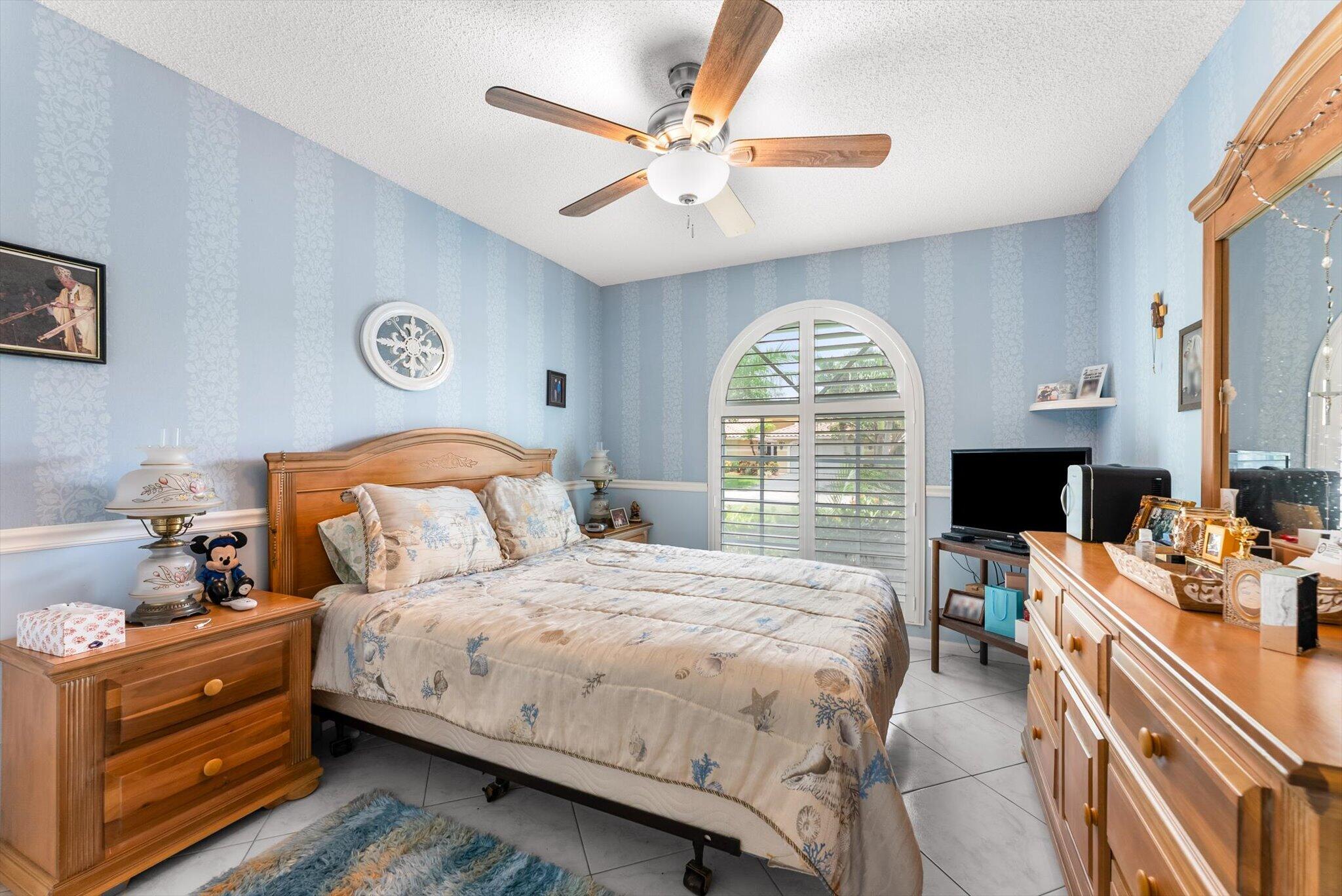 10327 NW 50th Street