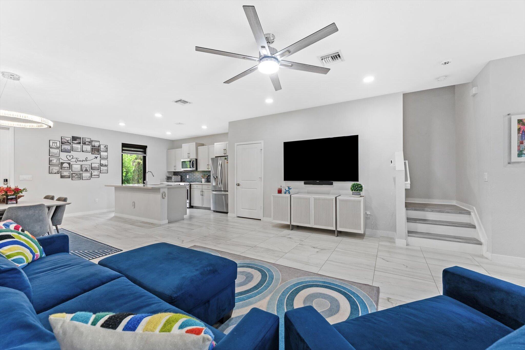 405 NW 17TH Street