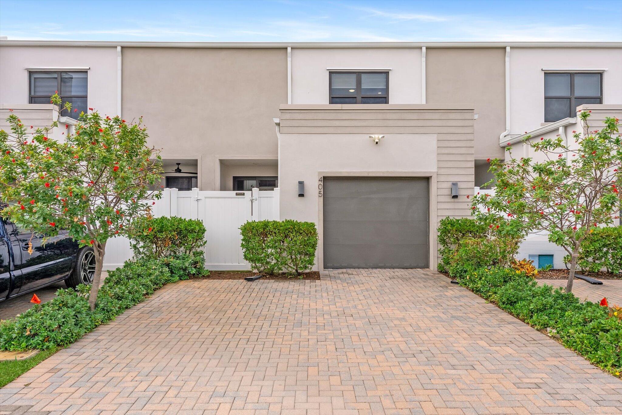 405 NW 17TH Street