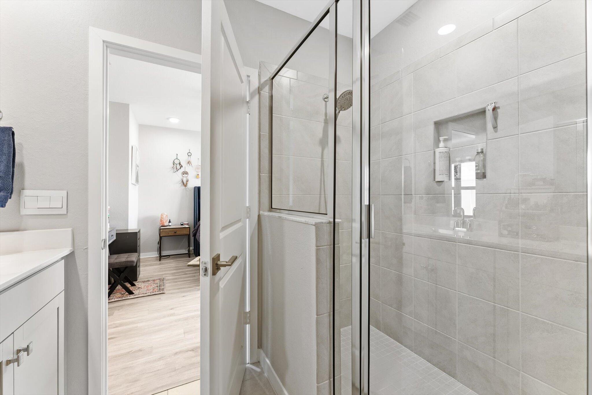 405 NW 17TH Street