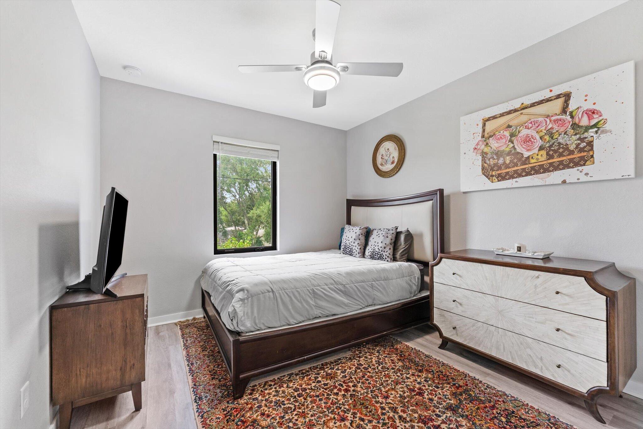 405 NW 17TH Street