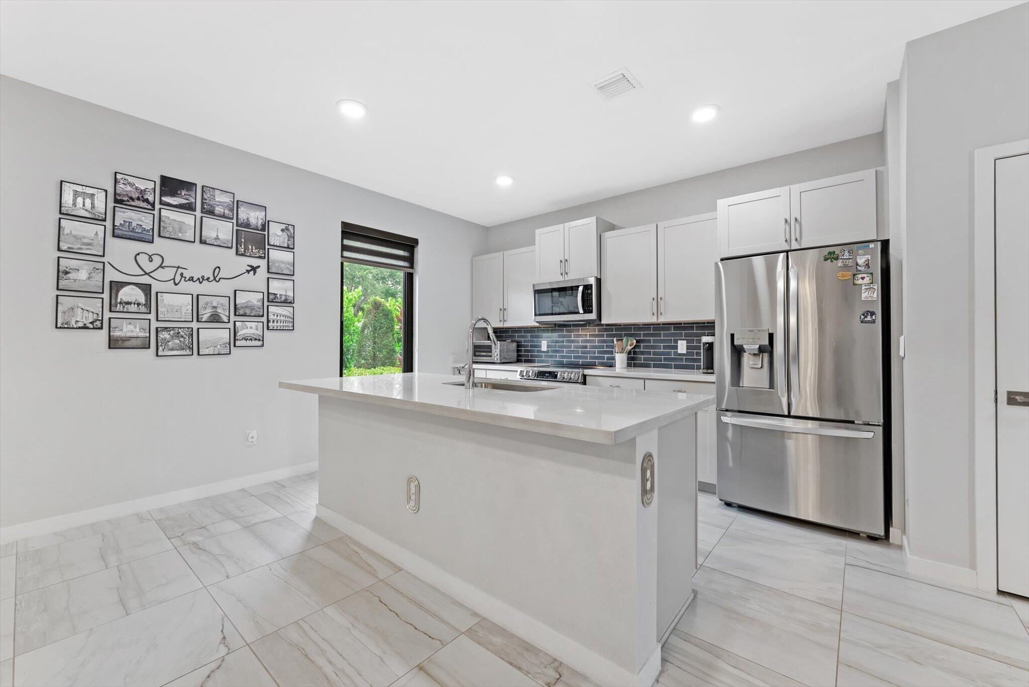 405 NW 17TH Street