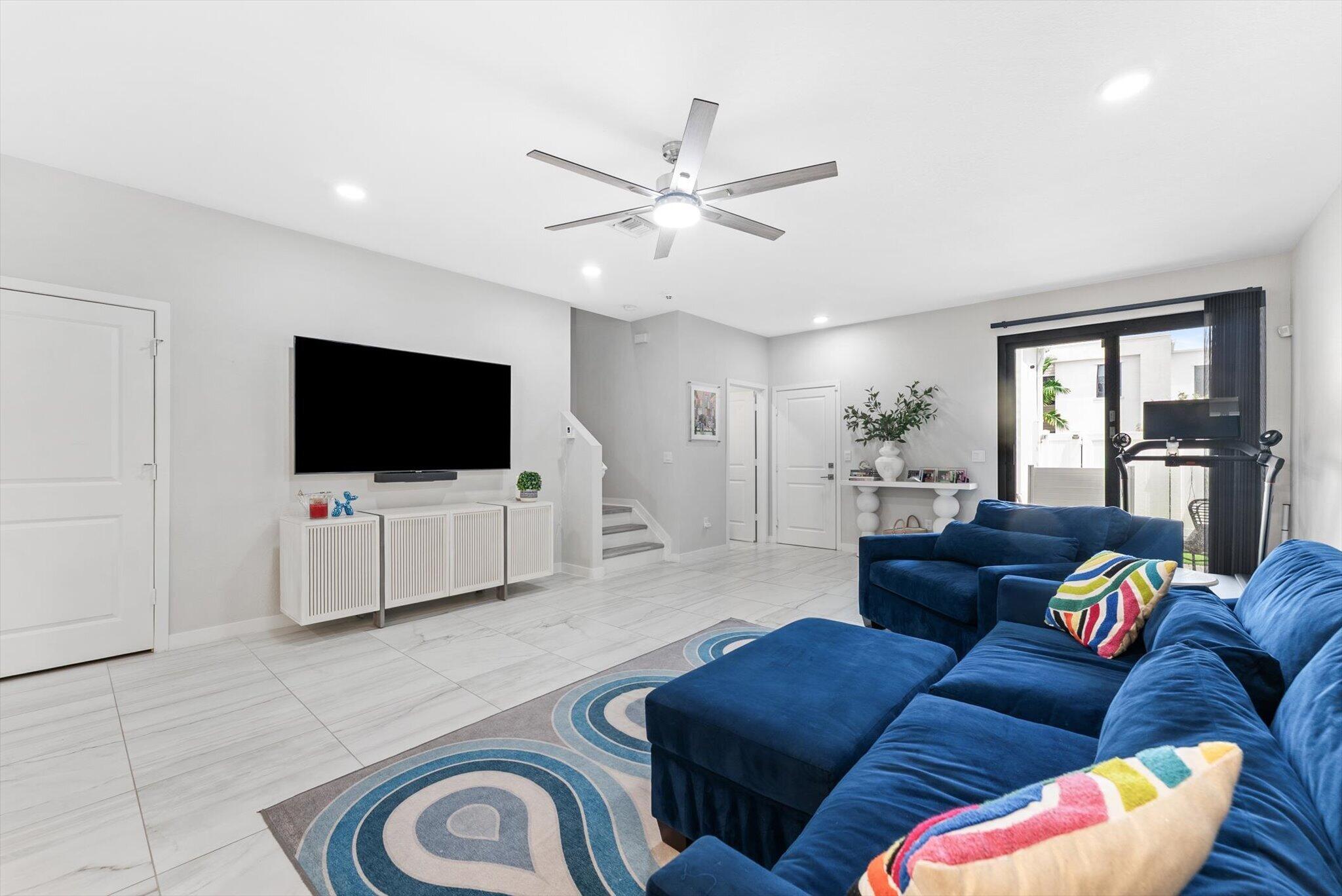 405 NW 17TH Street