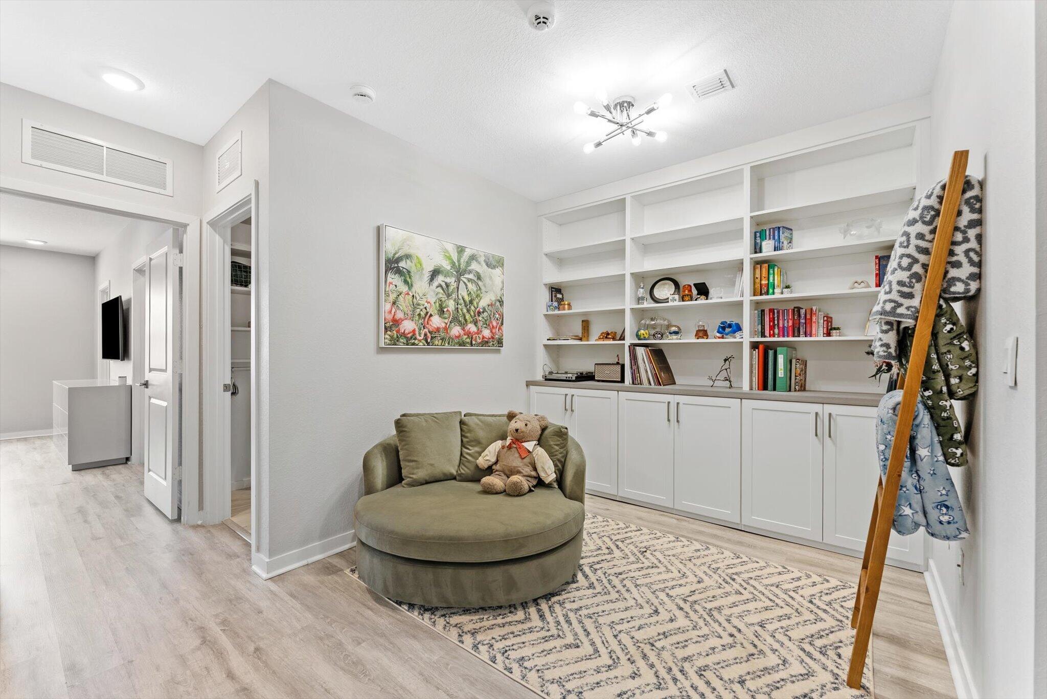 405 NW 17TH Street