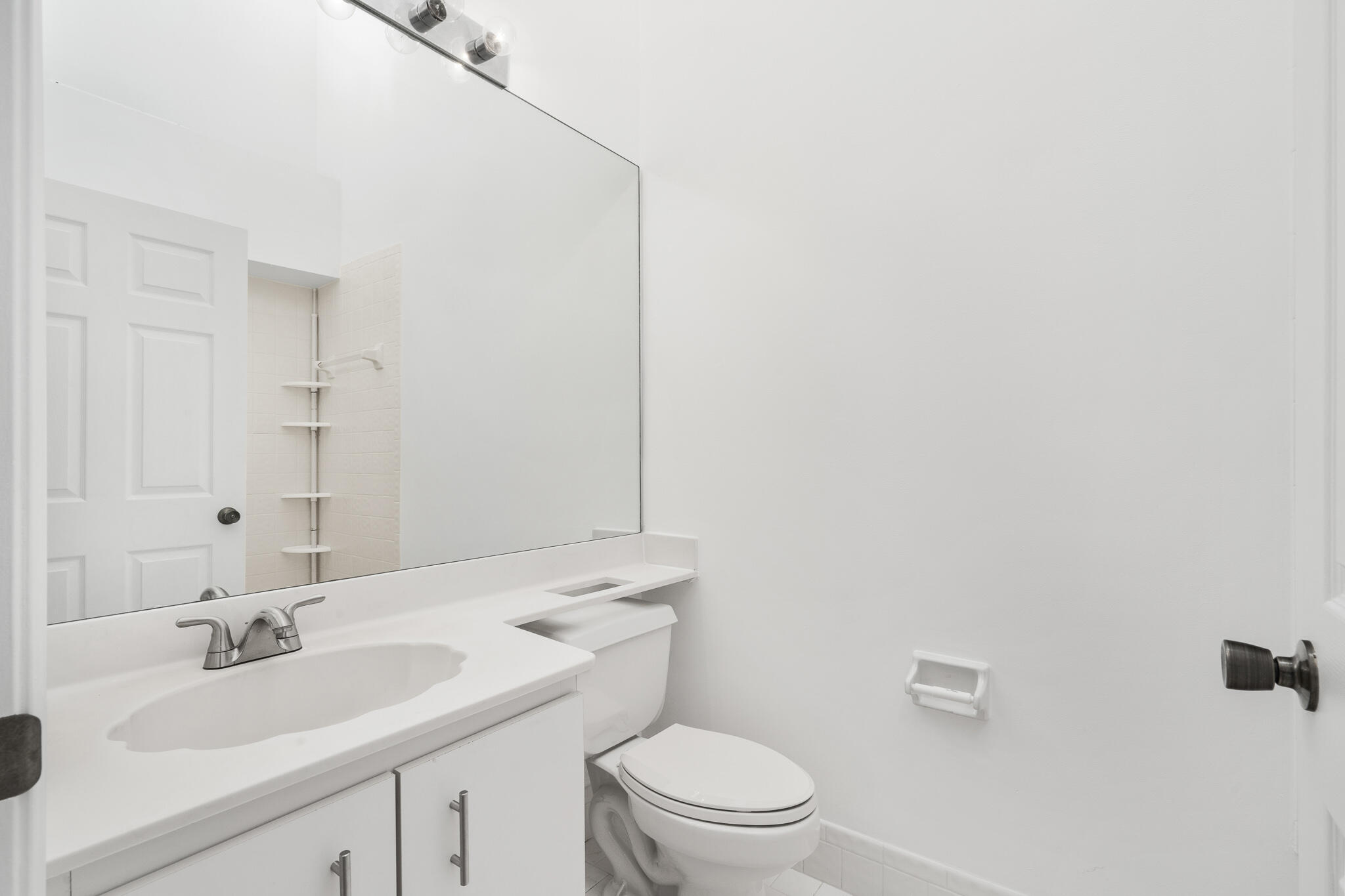 8049 ABERDEEN Drive 202