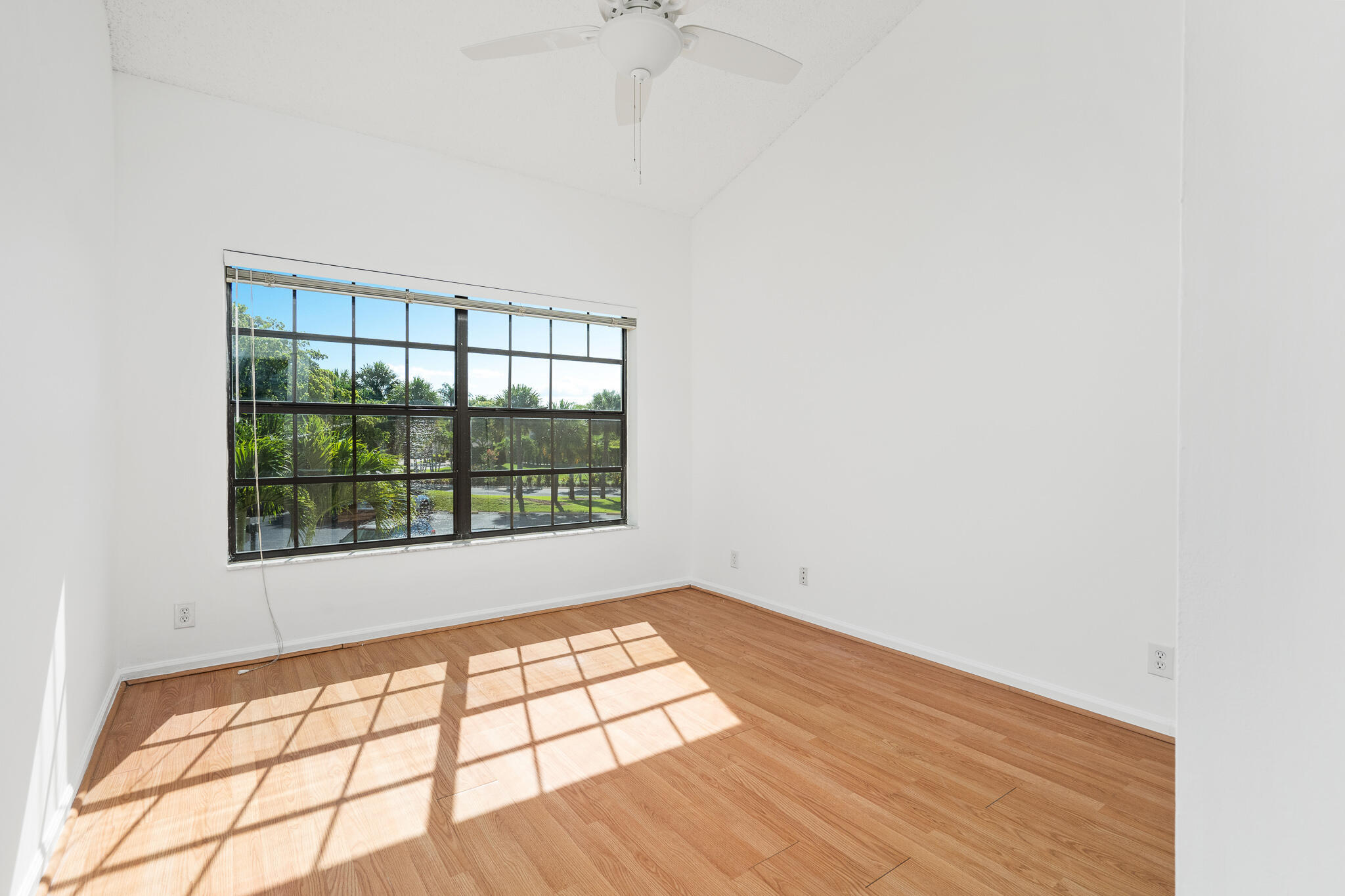 8049 ABERDEEN Drive 202