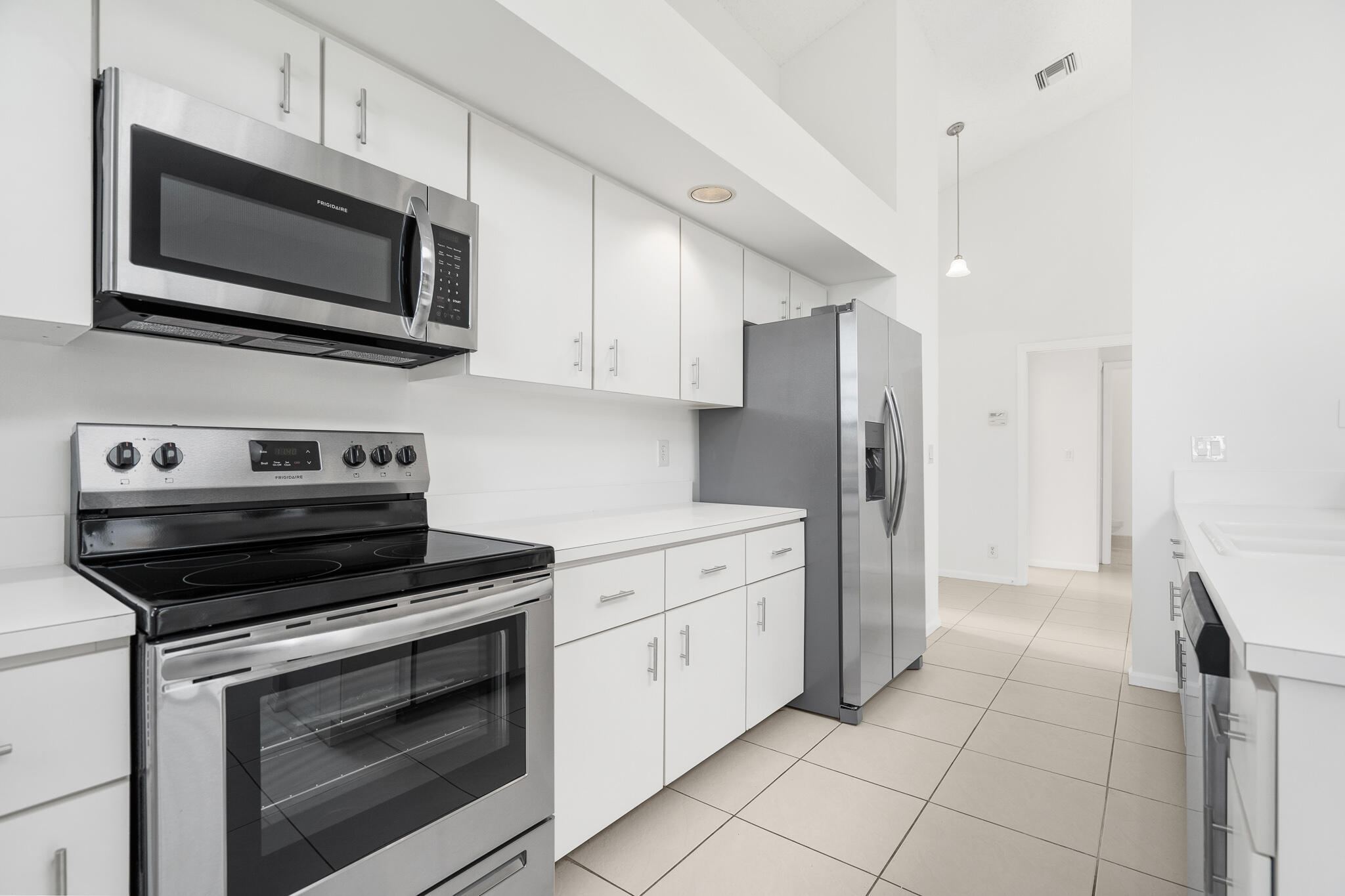 8049 ABERDEEN Drive 202