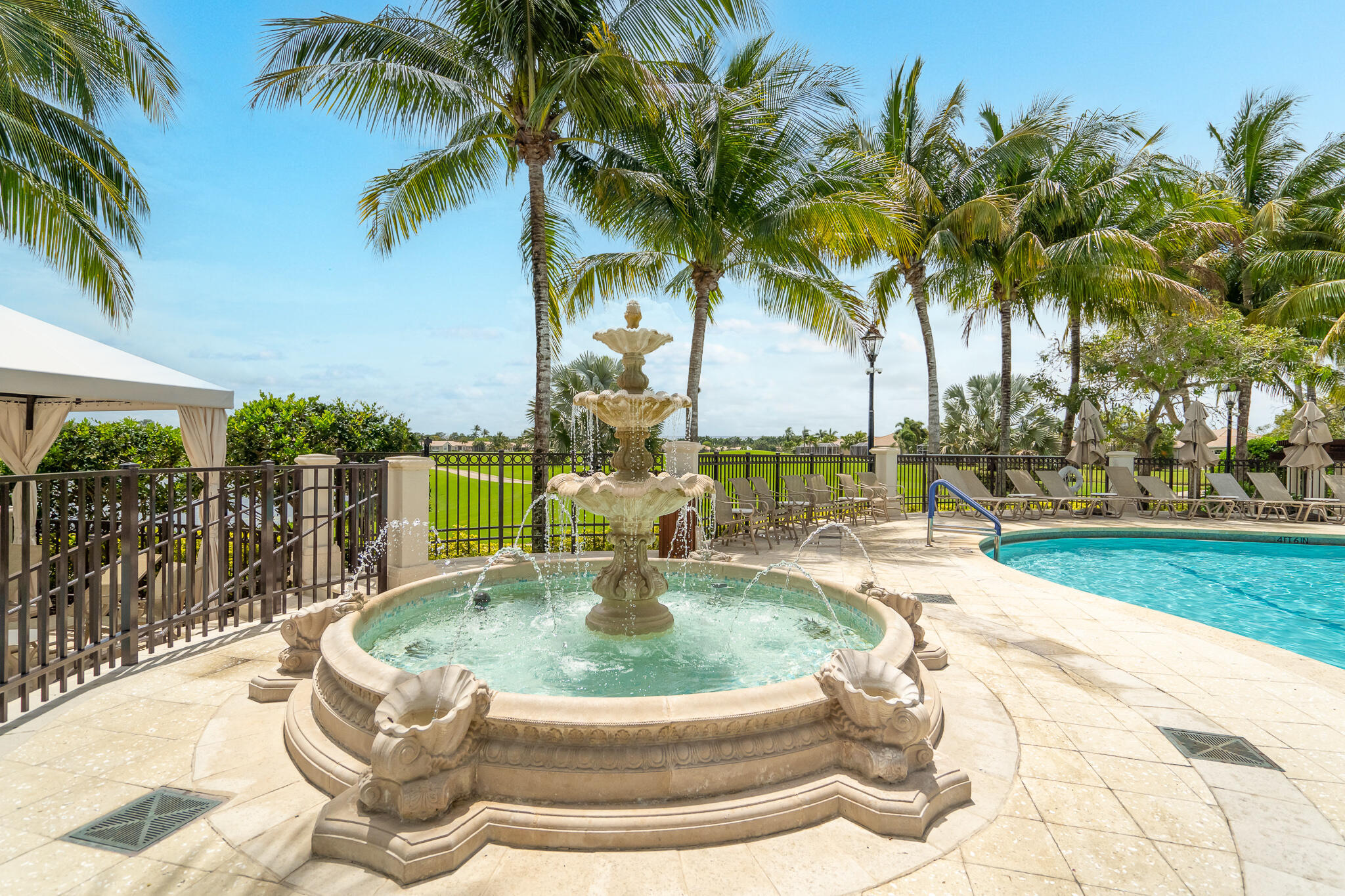 8049 ABERDEEN Drive 202