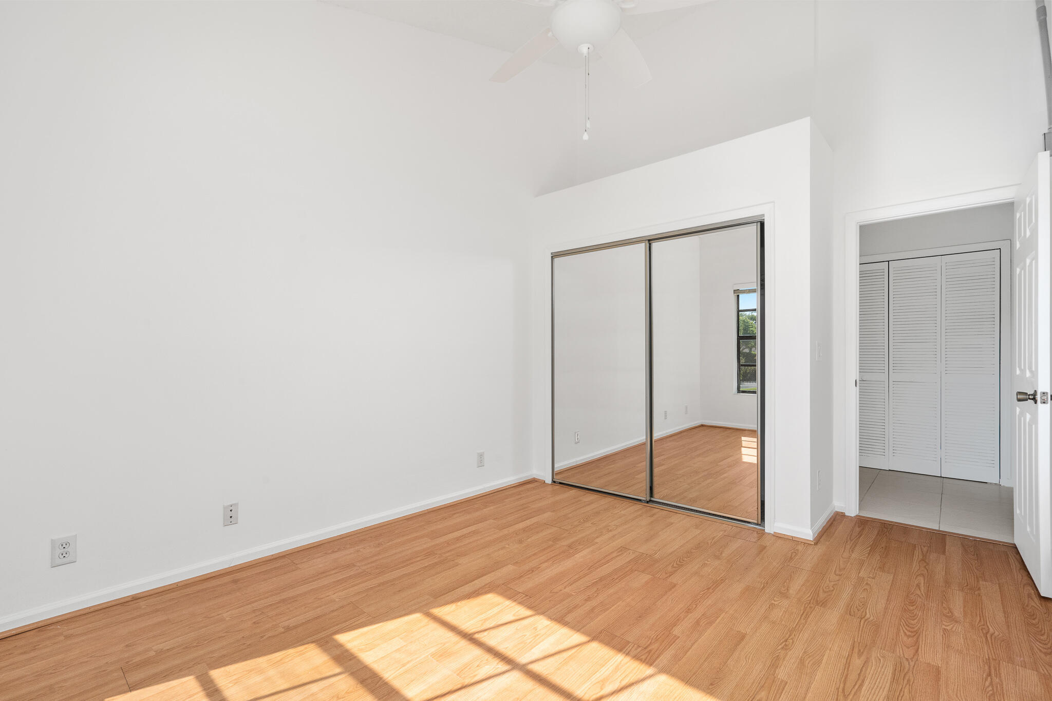 8049 ABERDEEN Drive 202