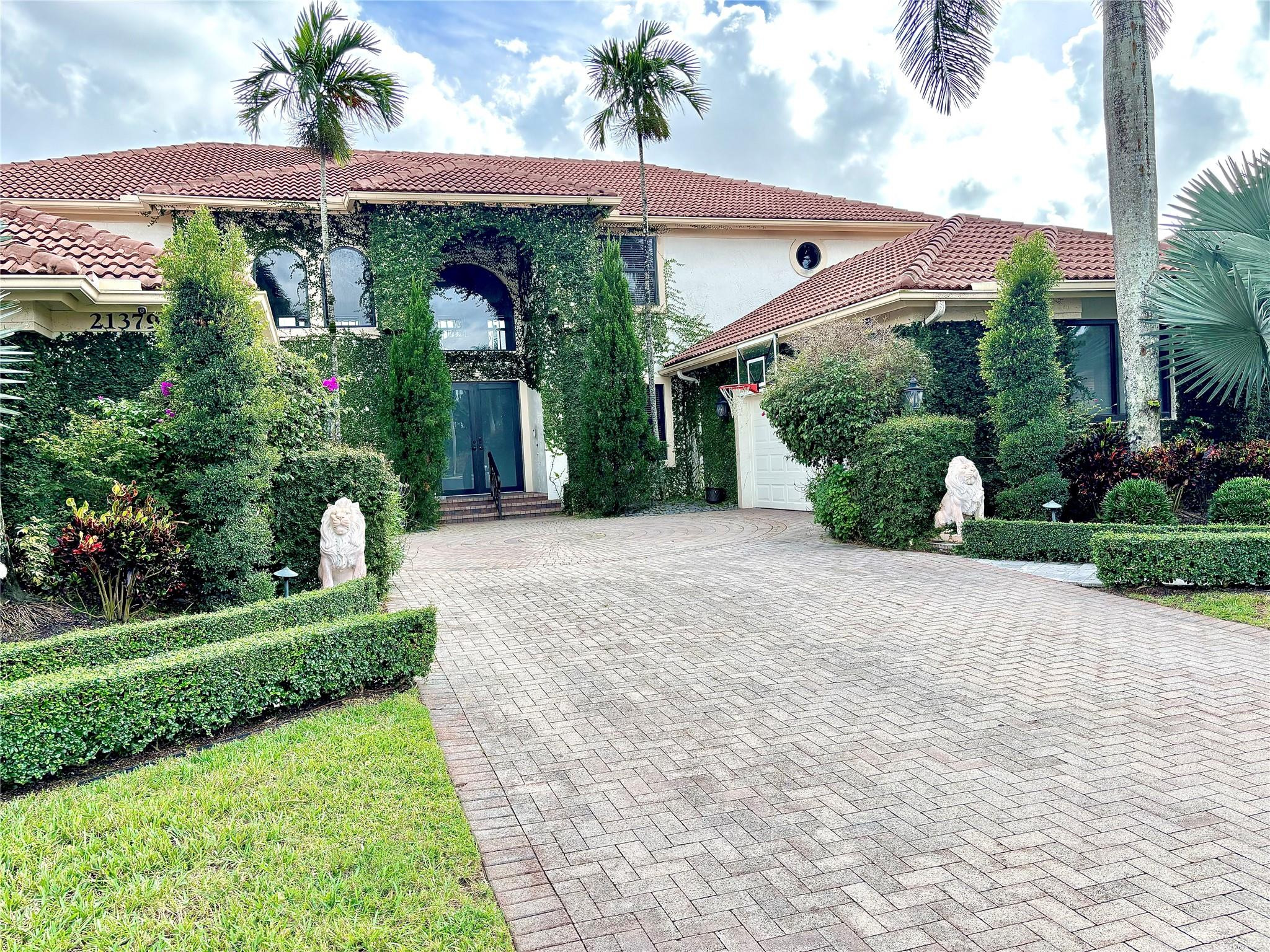 21379 Rockledge Lane