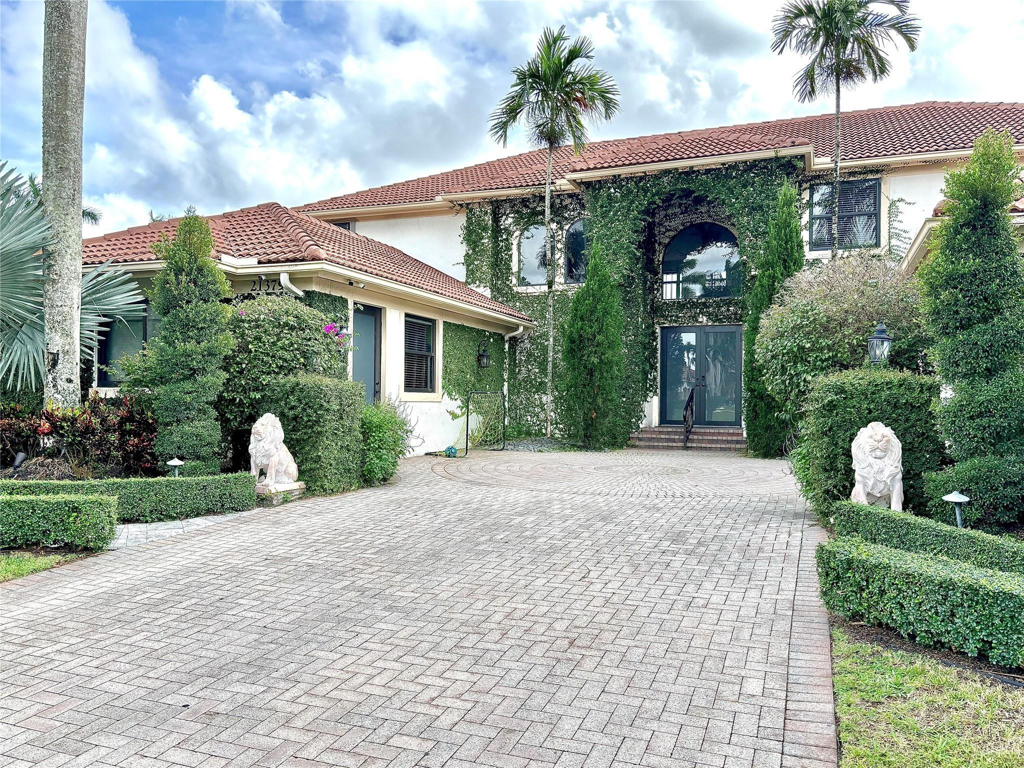 21379 Rockledge Lane
