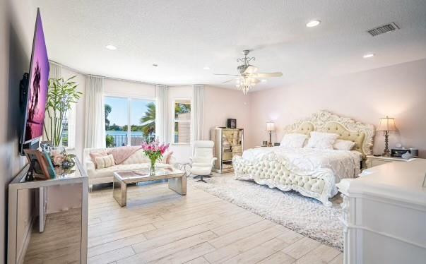 21379 Rockledge Lane
