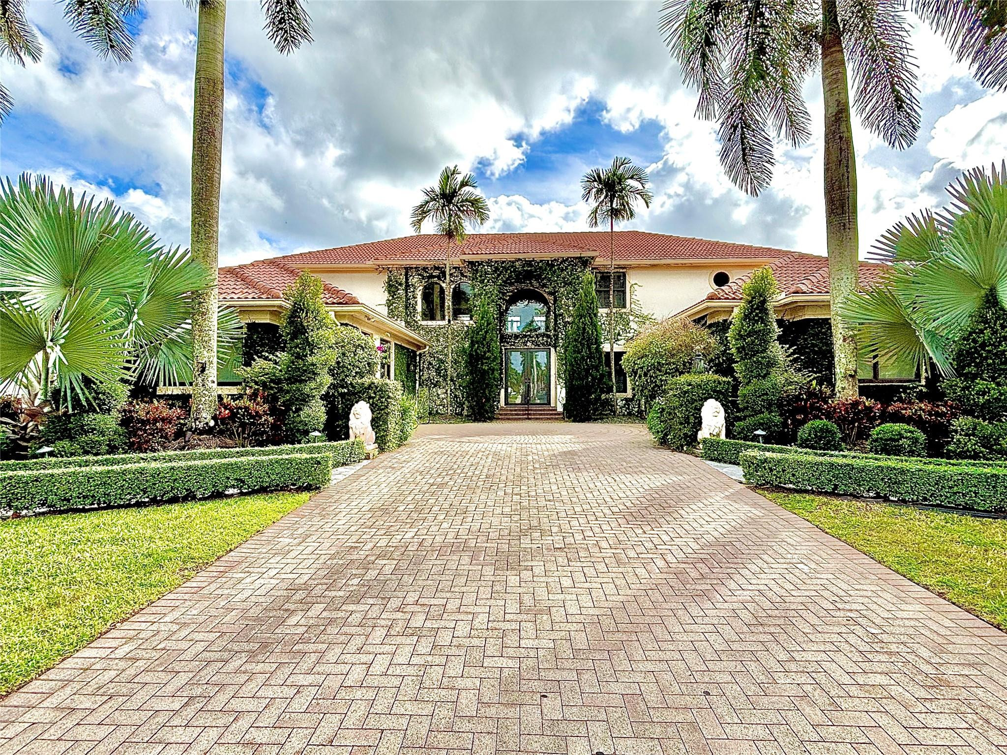 21379 Rockledge Lane