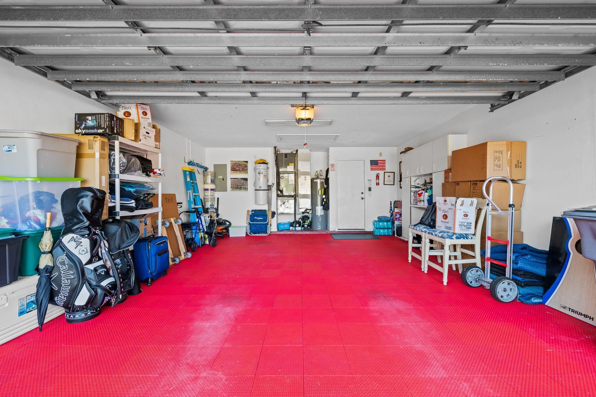 10658 Saint Thomas Drive