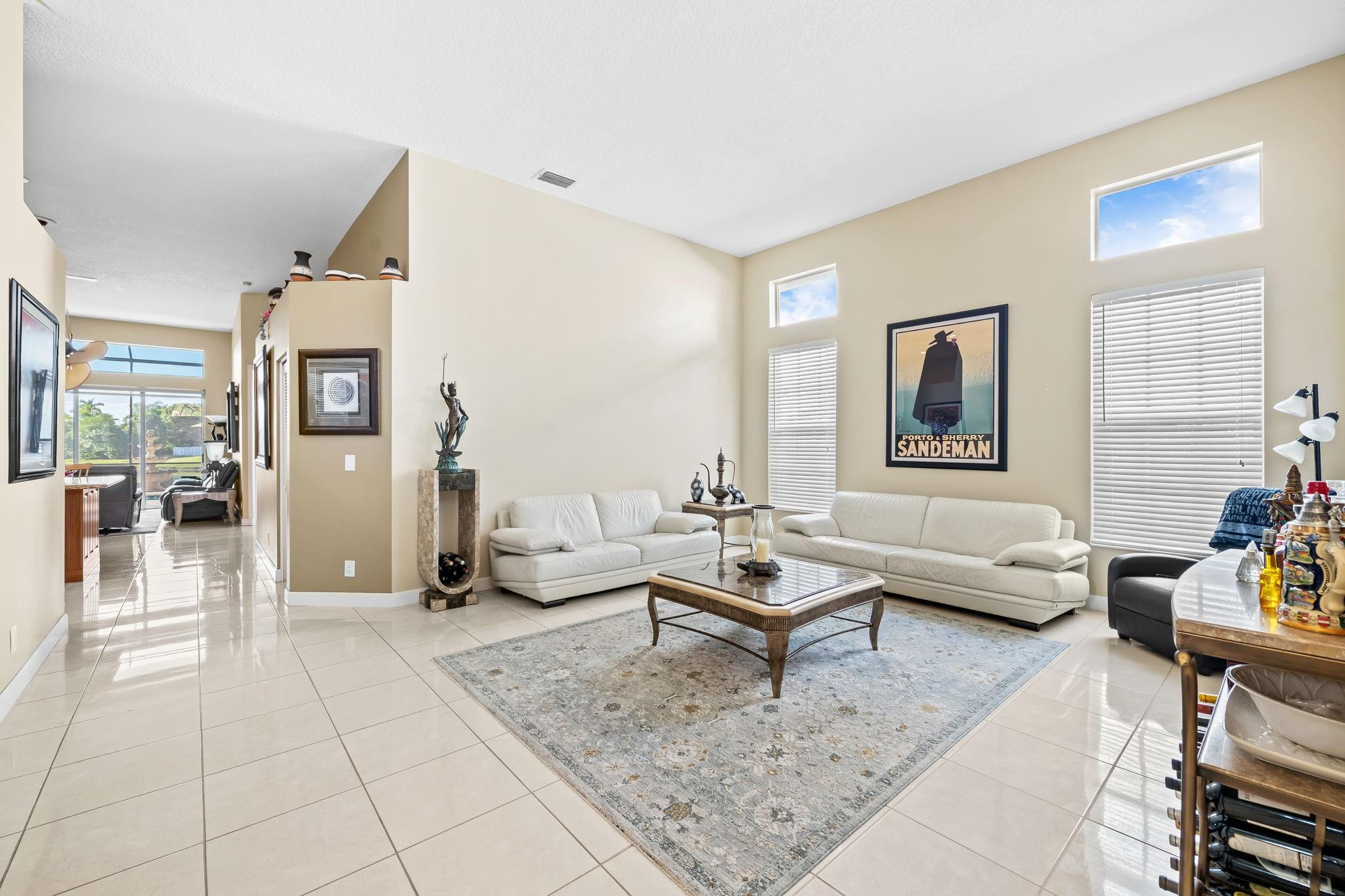 10658 Saint Thomas Drive