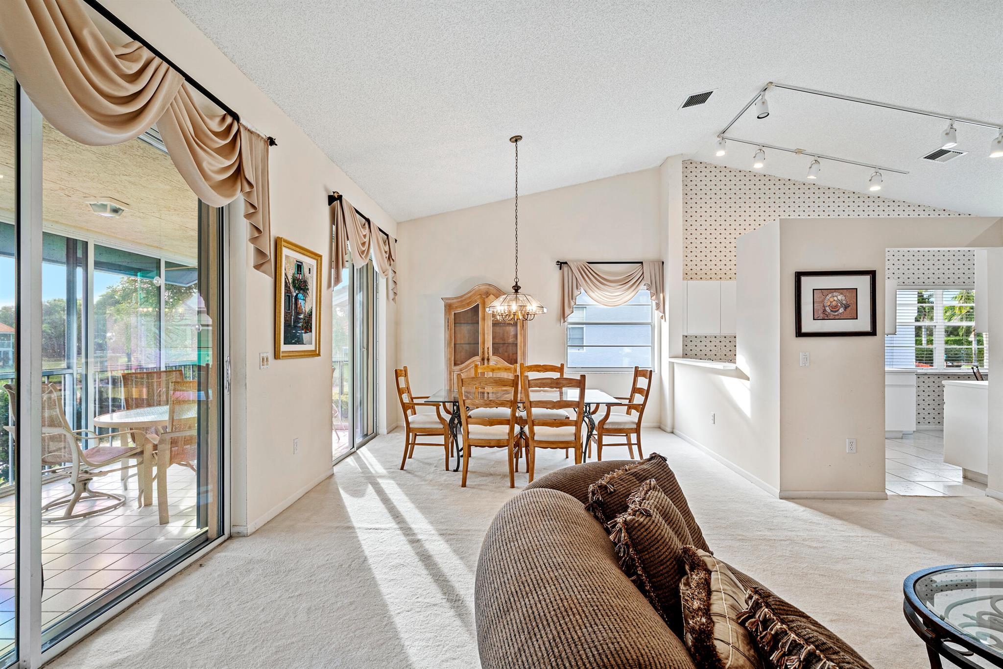 7354 Lake Meadow Way 202