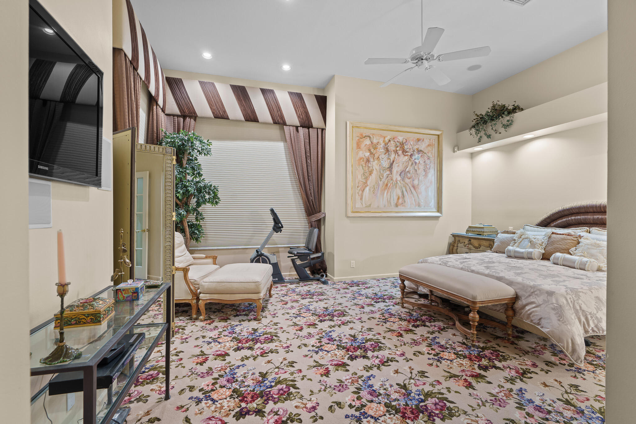 2445 NW 64th Street