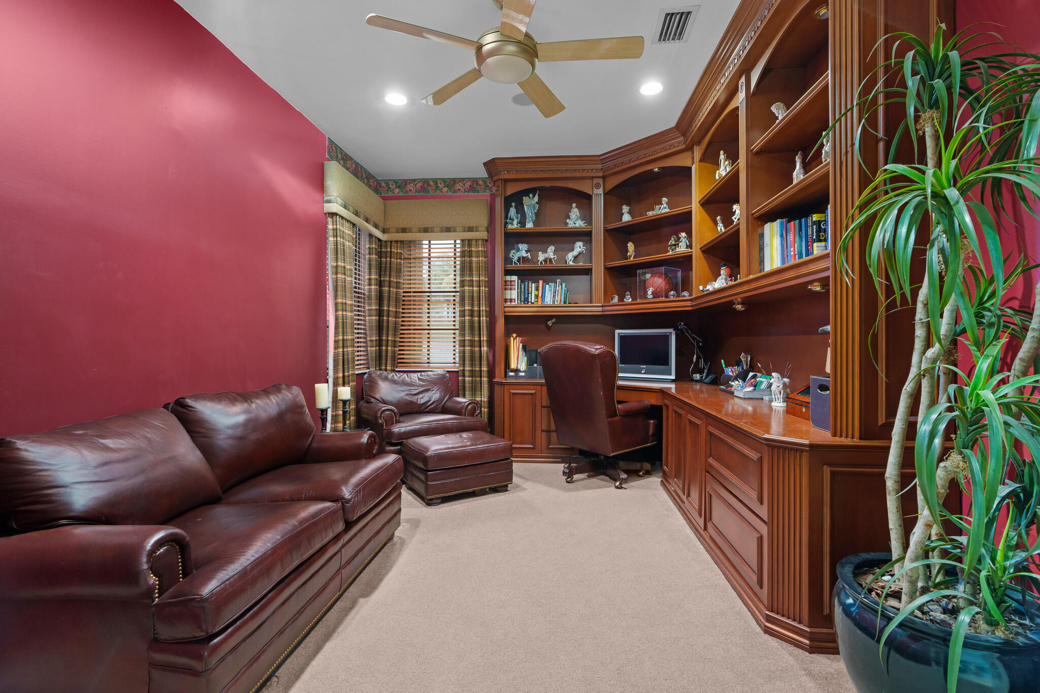 2445 NW 64th Street