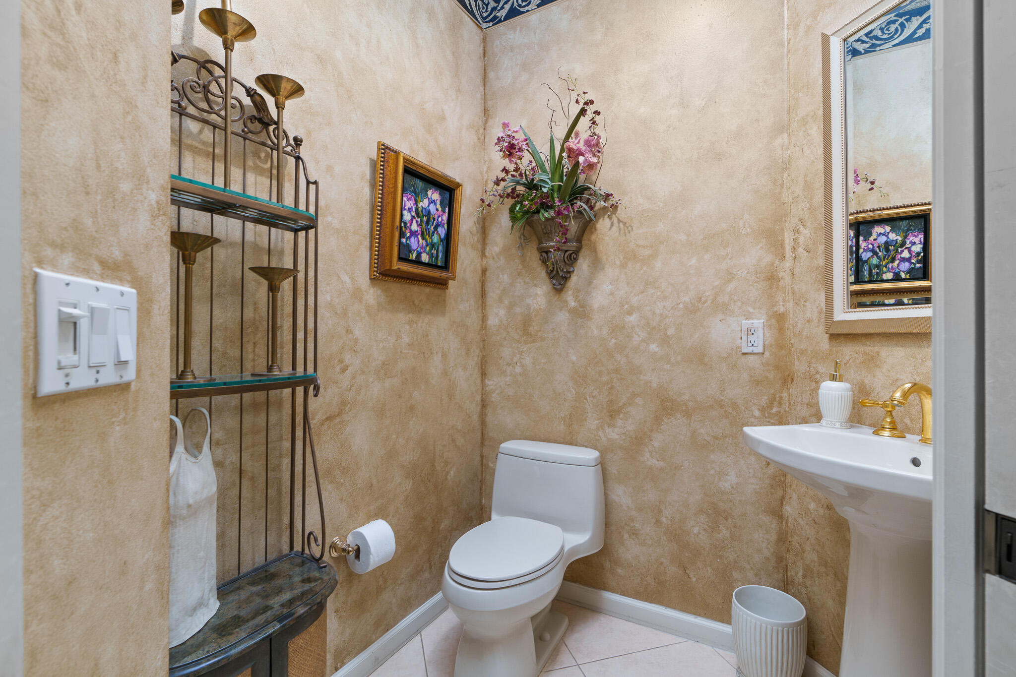 2445 NW 64th Street