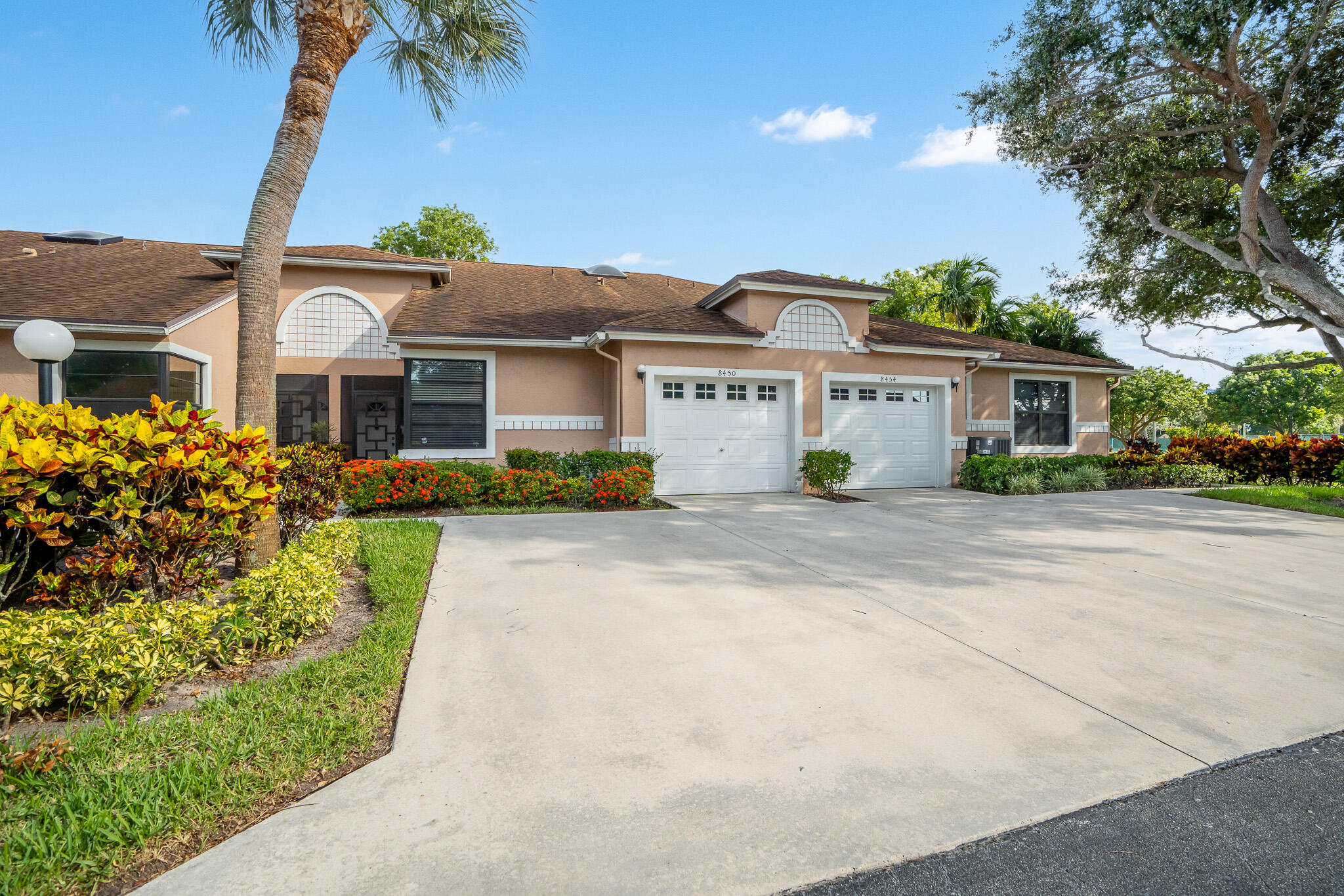 8450 Springlake Drive