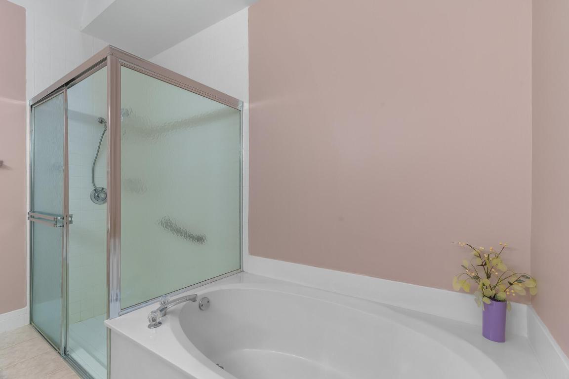 8450 Springlake Drive