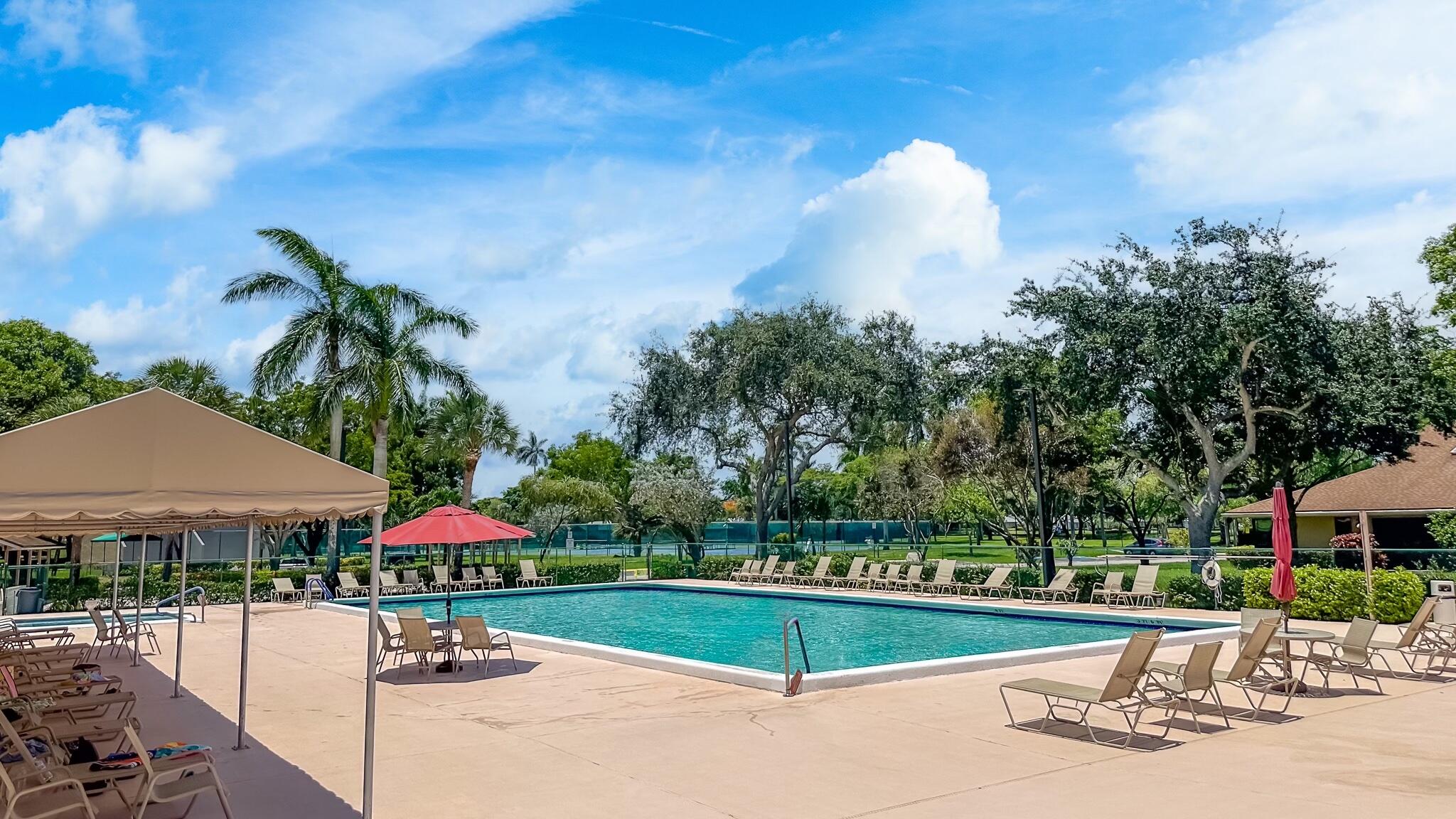 8450 Springlake Drive