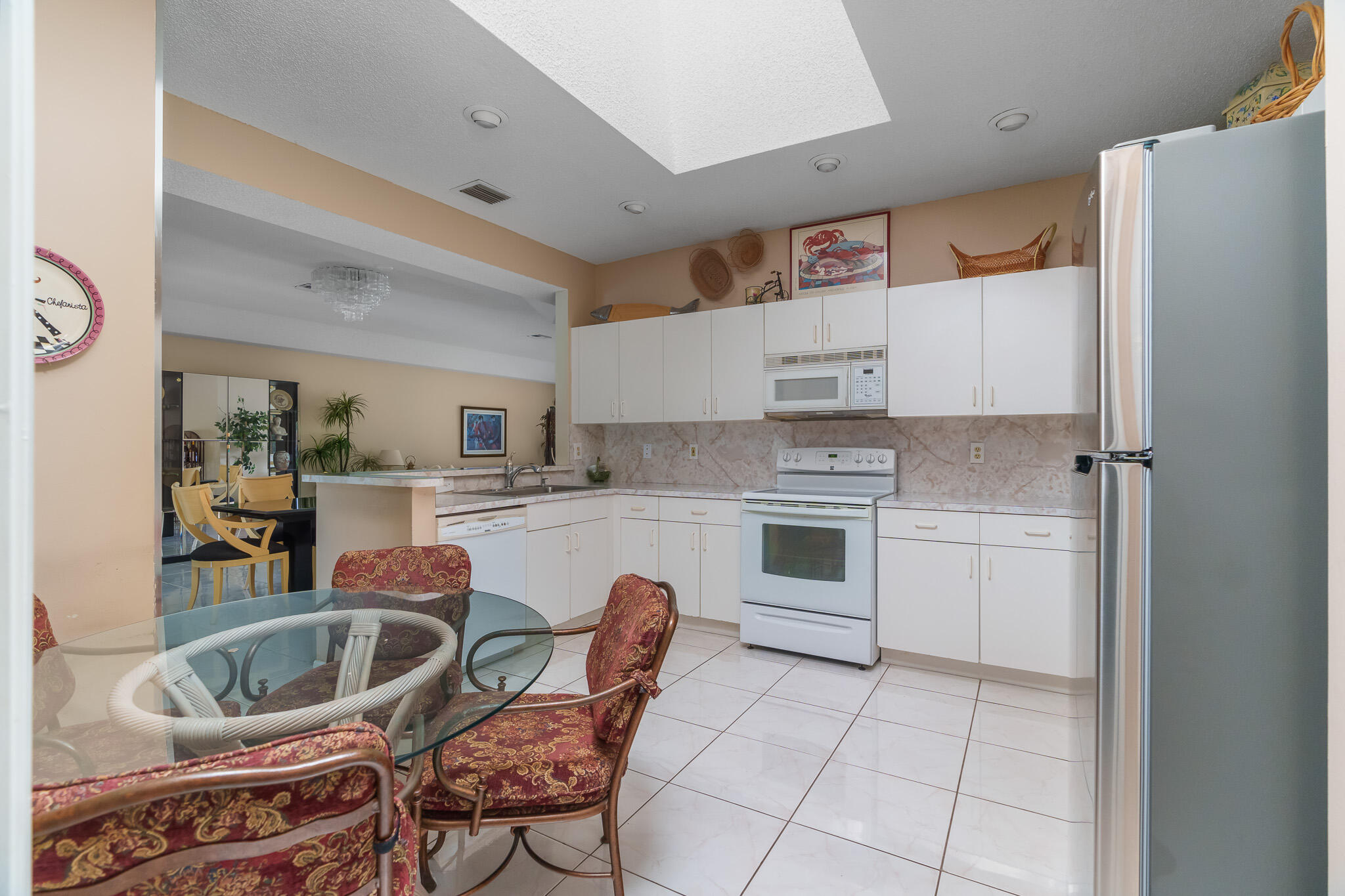 8450 Springlake Drive