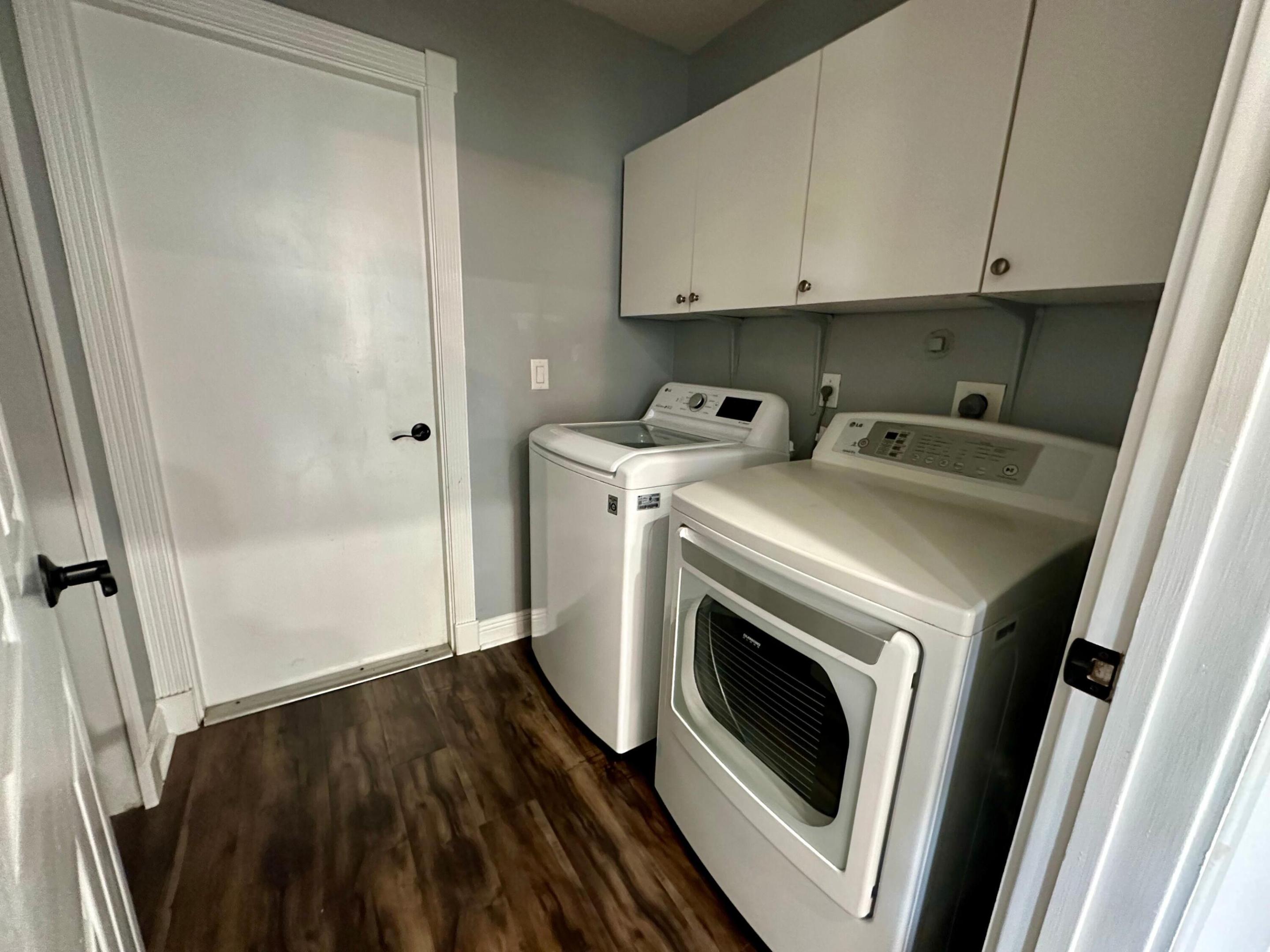 1874 Newhaven Avenue