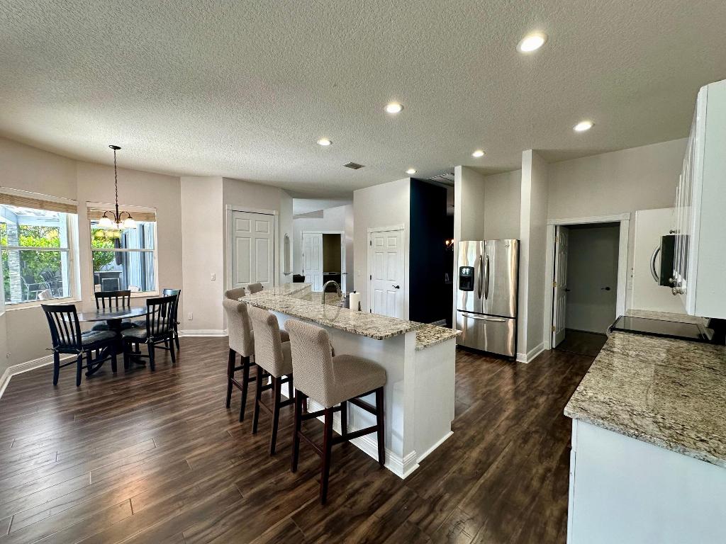 1874 Newhaven Avenue