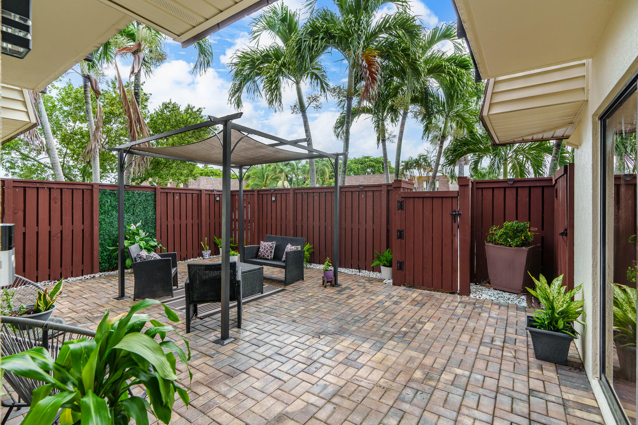 2506 SW 15th Street