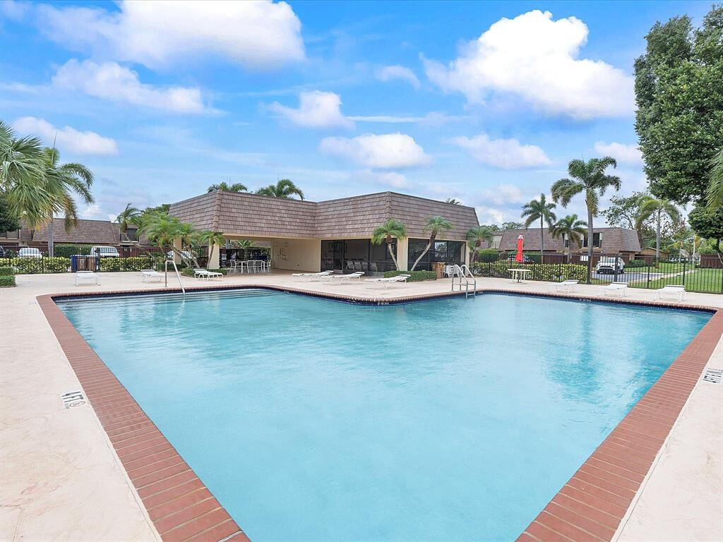 2506 SW 15th Street