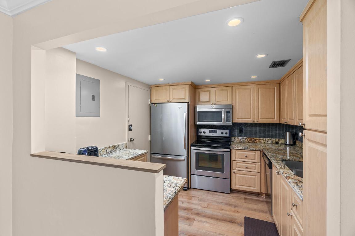 6600 Cypress Road 311